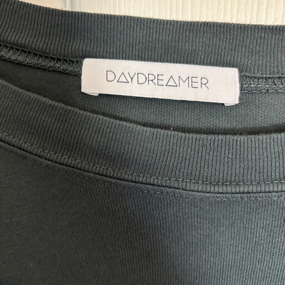 * Daydreamer Elton John Y2K World Tour 1989-1990 Graphic Cropped Tee Size Medium - Picture 4 of 11
